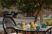 breakfast at the retreat
