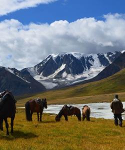 Mongolia Horse Riding