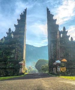 Handara Gate