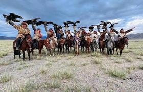 Eagle hunters 