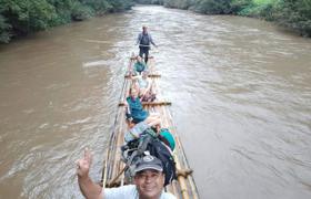 Bamboo rafting