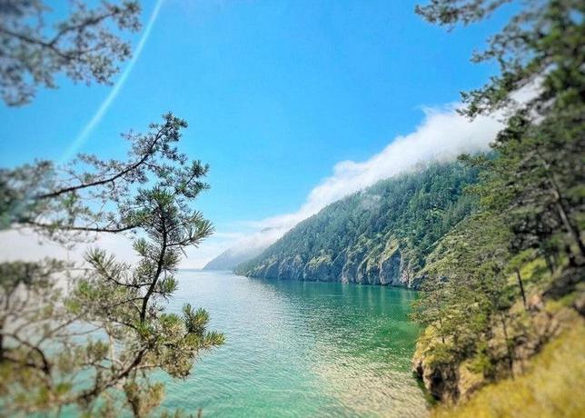 An active tour to Lake Baikal. Extended route with Olkhon
